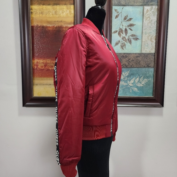 Guess bomber jacket - Picture 3 of 5